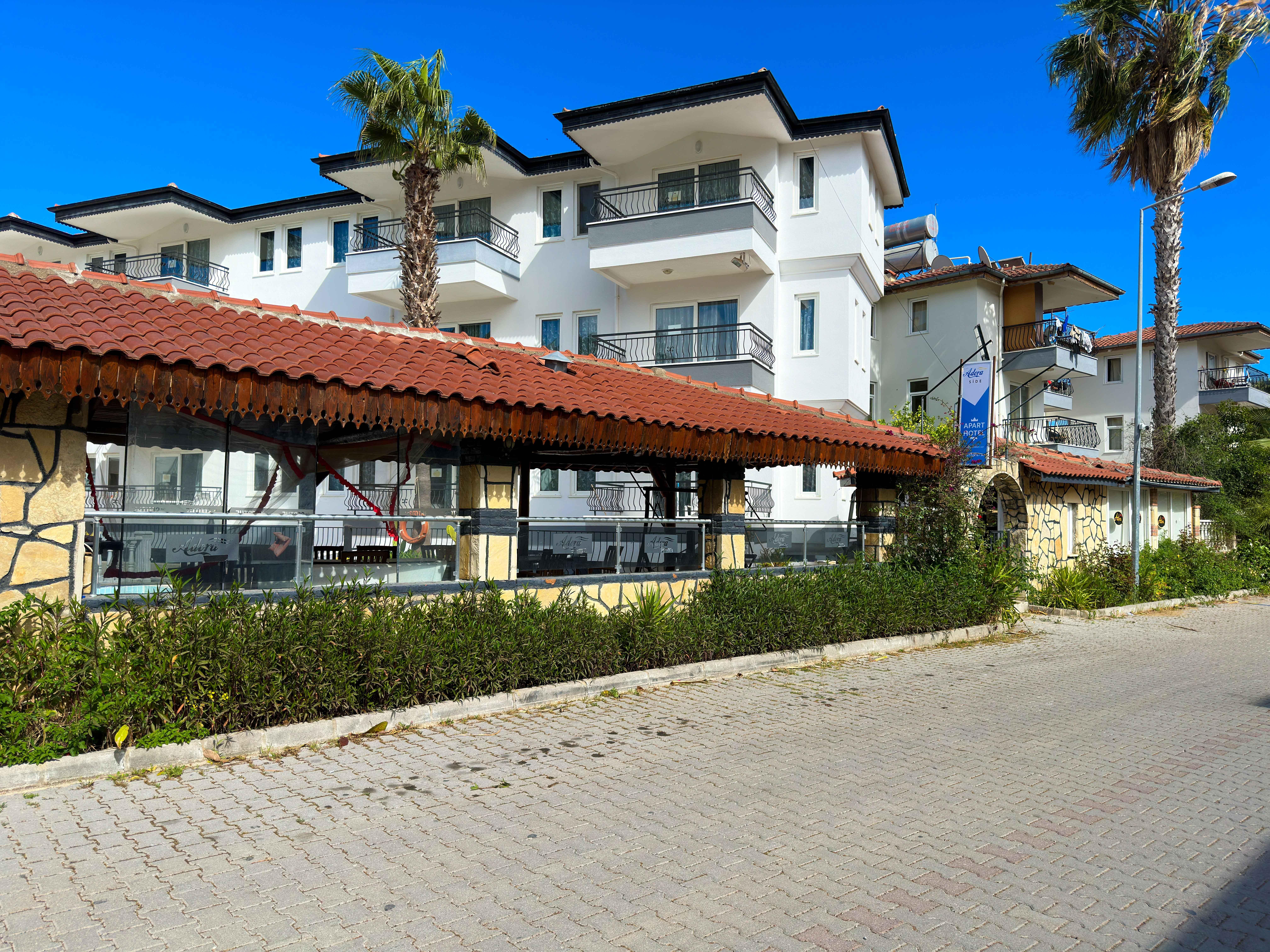 Adora Side Apart Hotel Екстериор снимка